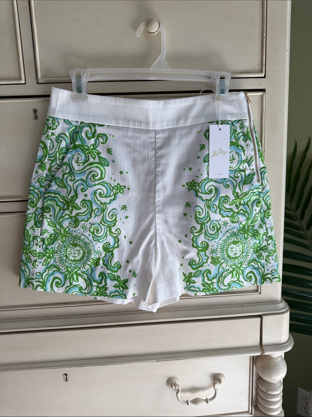 Lilly Pulitzer Sarissa Stretch Short size 4